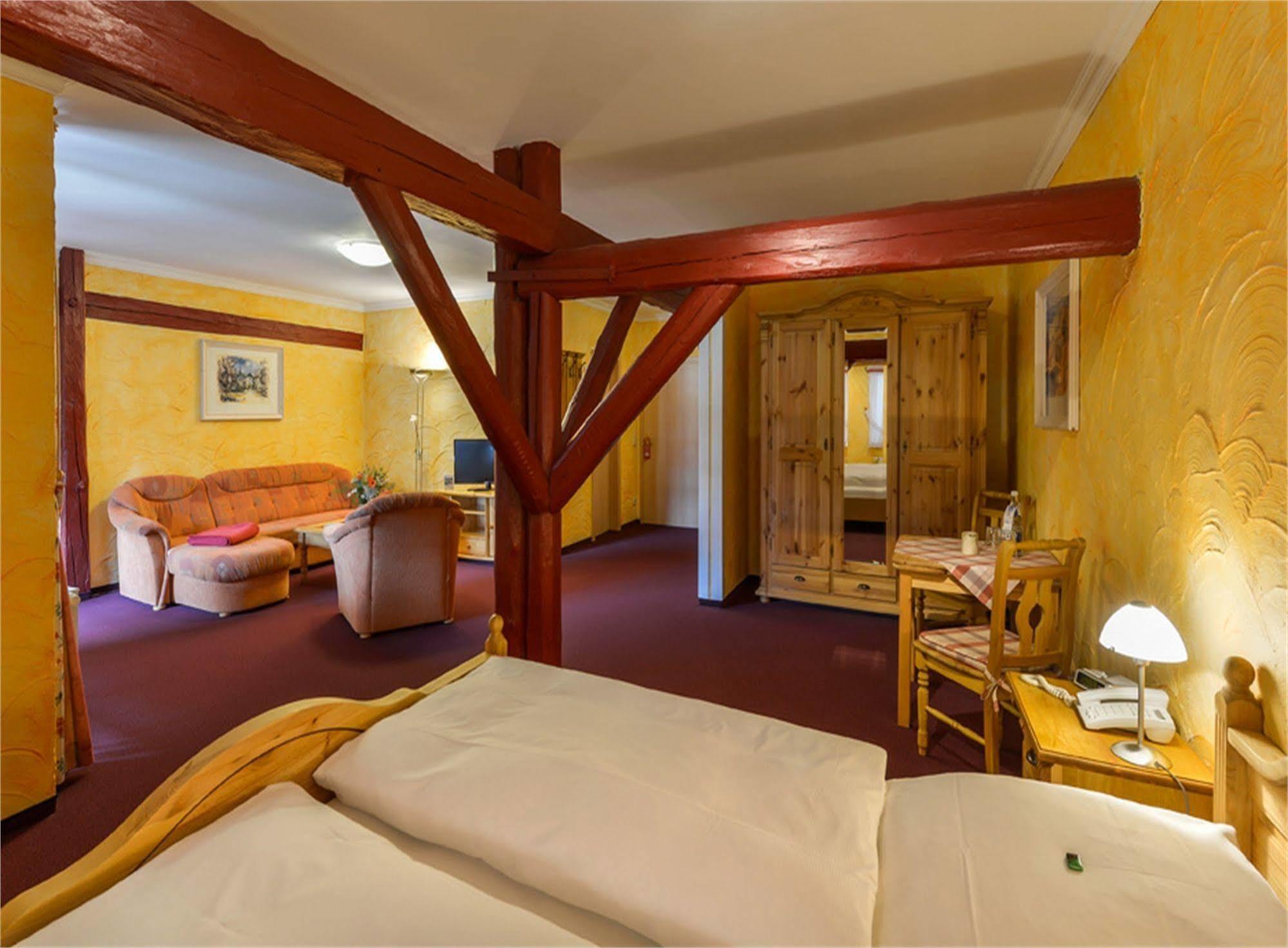 Hotel Gut Voigtlaender Blankenburg  Luaran gambar