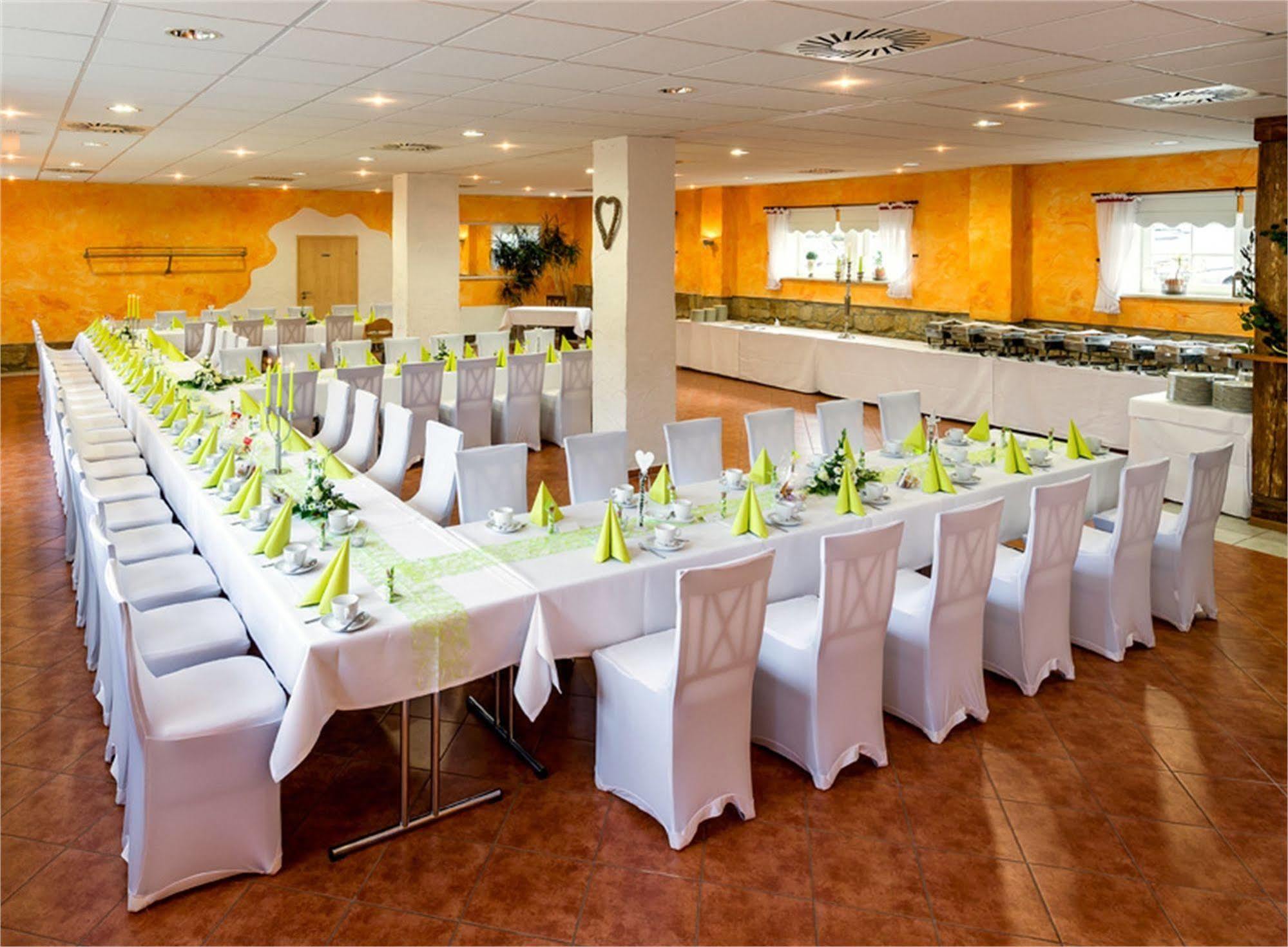 Hotel Gut Voigtlaender Blankenburg  Luaran gambar